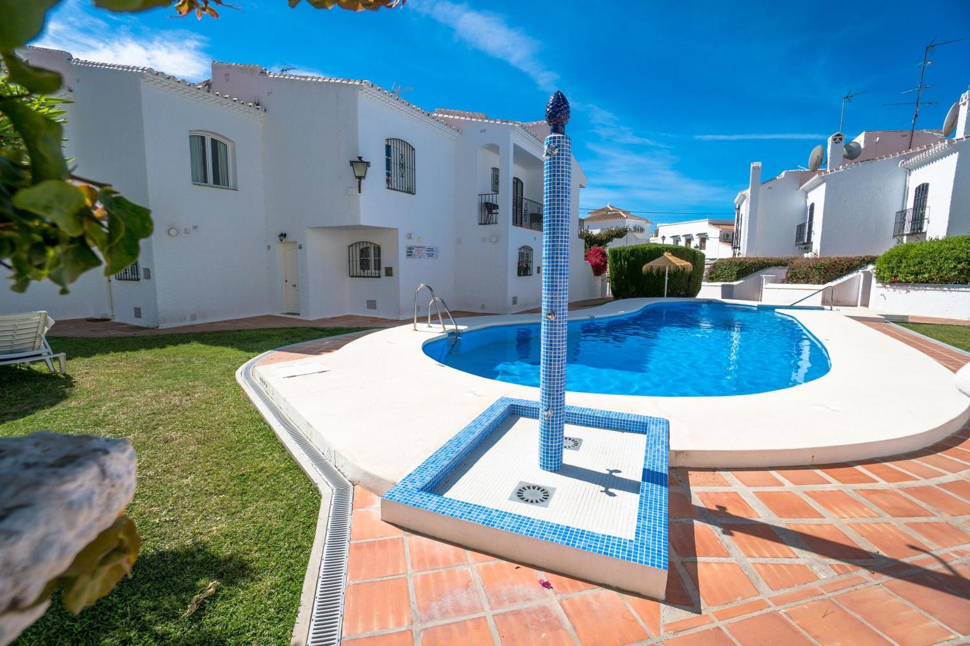 Pinos 11 Menyber Apartamento Nerja Exterior foto